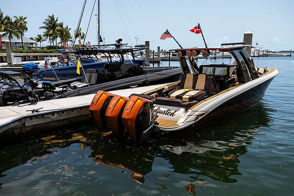 bahamas-fast-boats-poker-run-2025-tom-leigh-9594