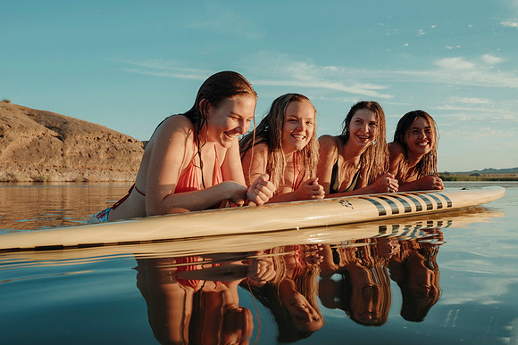 lexi-calia-paddle-board-2020-tom-leigh-687