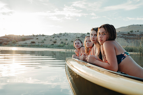 lexi-calia-paddle-board-2020-tom-leigh-658