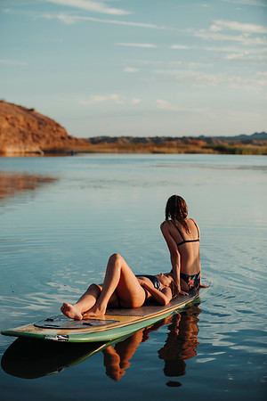 lexi-calia-paddle-board-2020-tom-leigh-775