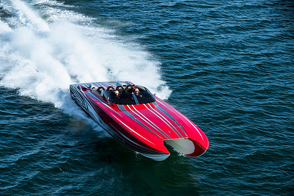 speedboat-mag-desert-storm-2022-tom-leigh-0652