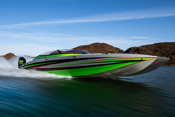interceptor-boats-2026-tom-leigh-7900-Edit