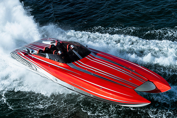 speedboat-mag-desert-storm-2022-tom-leigh-0694