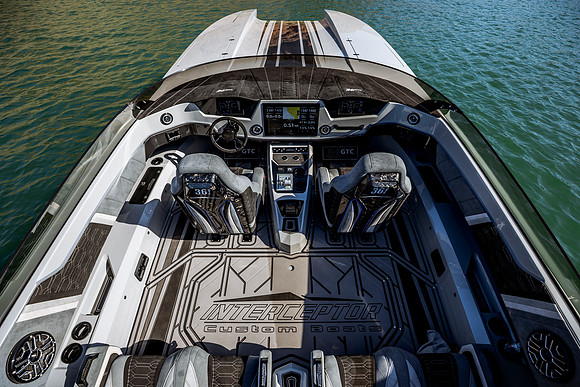 interceptor-boats-2026-tom-leigh-7654