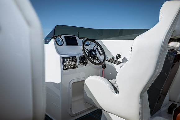 eliminator-boats-fundeck-2023-tom-leigh-4145