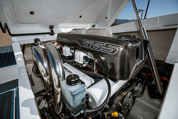 eliminator-boats-fundeck-2023-tom-leigh-4186
