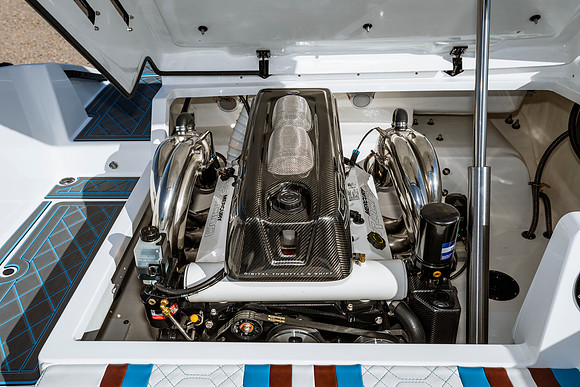 eliminator-boats-fundeck-2023-tom-leigh-4188