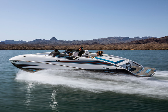 eliminator-boats-fundeck-2023-tom-leigh-4197