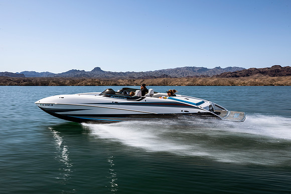 eliminator-boats-fundeck-2023-tom-leigh-4252