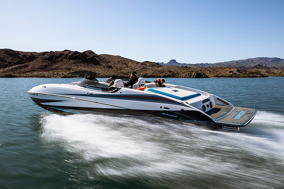 eliminator-boats-fundeck-2023-tom-leigh-4315
