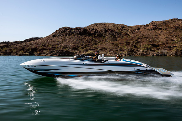eliminator-boats-fundeck-2023-tom-leigh-4393