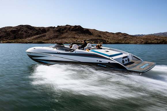 eliminator-boats-fundeck-2023-tom-leigh-4337