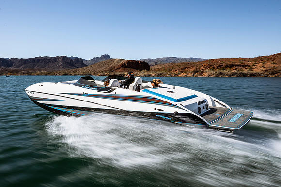 eliminator-boats-fundeck-2023-tom-leigh-4620