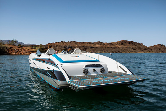 eliminator-boats-fundeck-2023-tom-leigh-4667