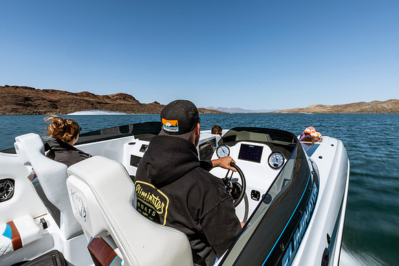 eliminator-boats-fundeck-2023-tom-leigh-4717