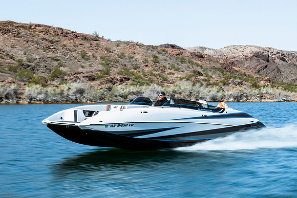 eliminator-boats-fundeck-2023-tom-leigh-8869-Edit