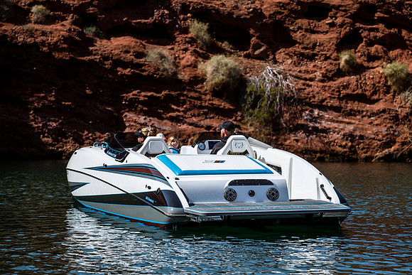 eliminator-boats-fundeck-2023-tom-leigh-9167