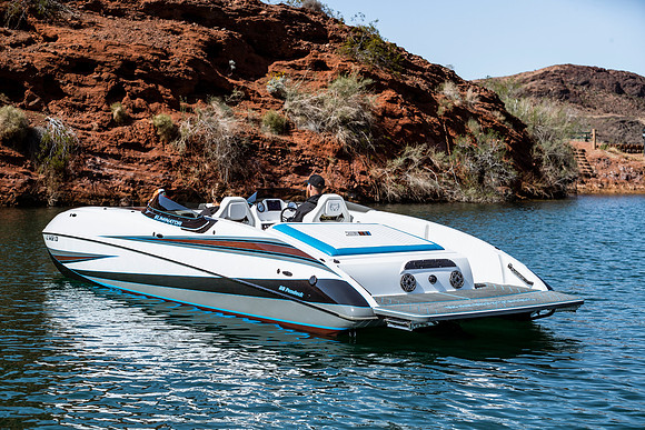eliminator-boats-fundeck-2023-tom-leigh-9188