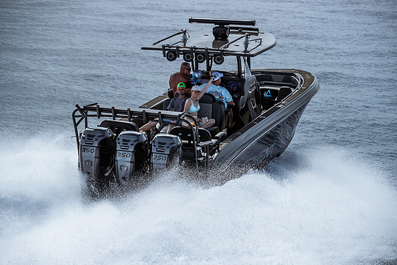 bahamas-fast-boats-poker-run-2025-tom-leigh-7606