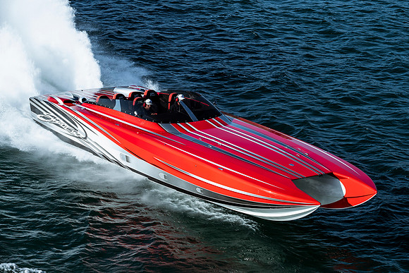 speedboat-mag-desert-storm-2022-tom-leigh-0688