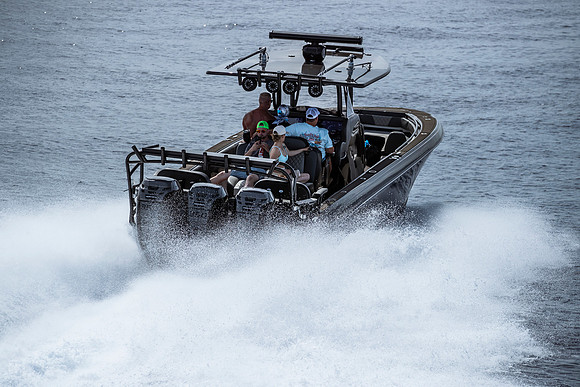 bahamas-fast-boats-poker-run-2025-tom-leigh-7585