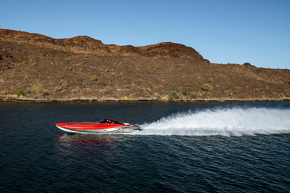 speedboat-mag-desert-storm-2022-tom-leigh-9365