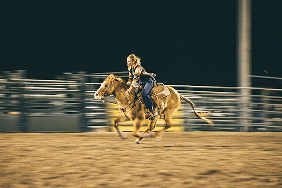 havasu-barrel-racing-2023-tom-leigh-2382