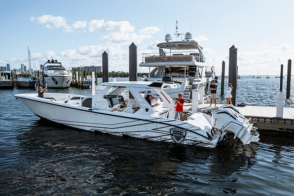 miami-boat-show-2024-tom-leigh-0831