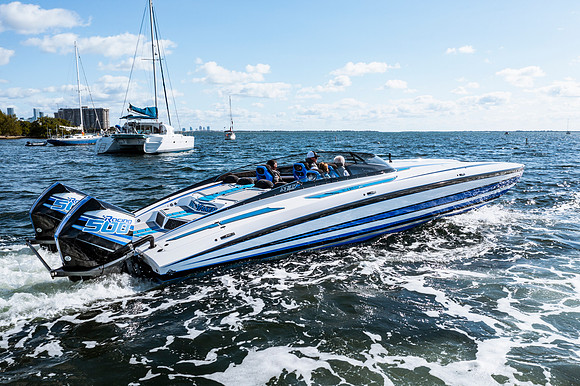 miami-boat-show-2024-tom-leigh-0850