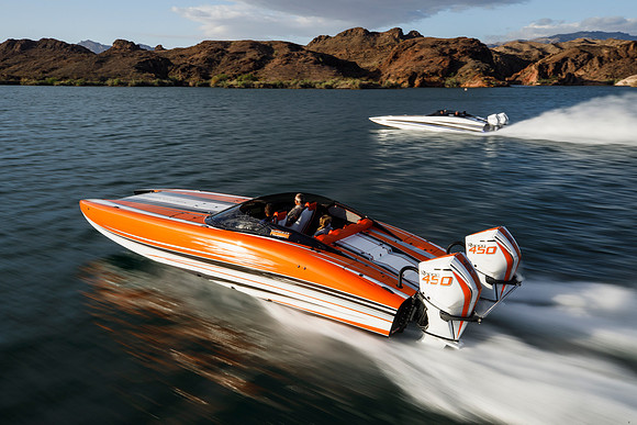 speedboat-mag-desert-storm-2022-tom-leigh-7952