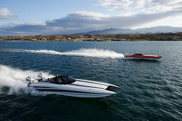 speedboat-mag-desert-storm-2022-tom-leigh-7922