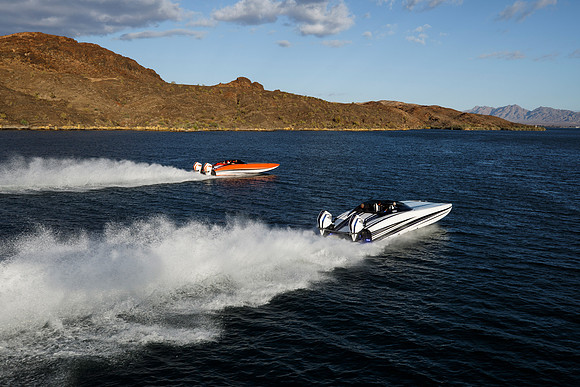 speedboat-mag-desert-storm-2022-tom-leigh-8167