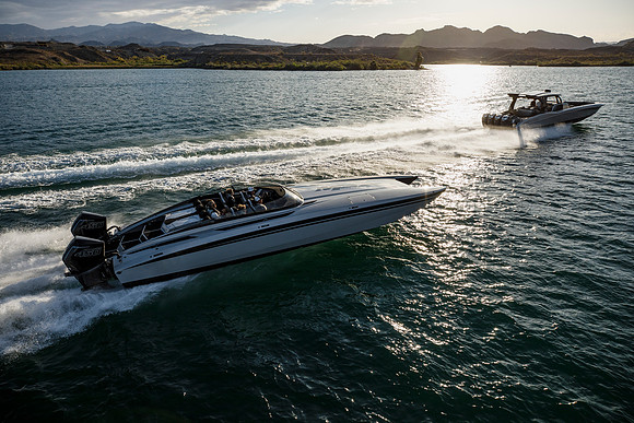 speedboat-mag-desert-storm-2022-tom-leigh-8315