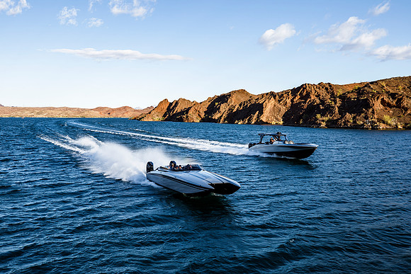 speedboat-mag-desert-storm-2022-tom-leigh-8460