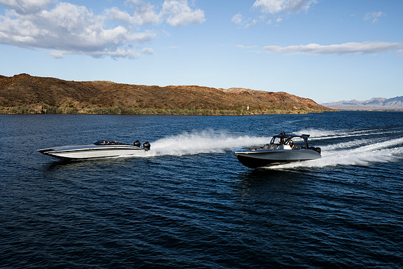 speedboat-mag-desert-storm-2022-tom-leigh-8357