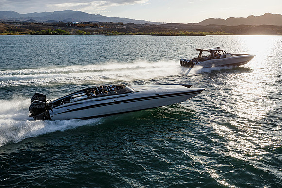 speedboat-mag-desert-storm-2022-tom-leigh-8310