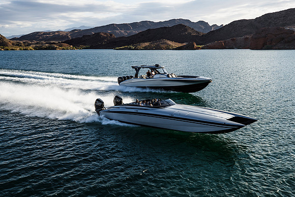 speedboat-mag-desert-storm-2022-tom-leigh-8382