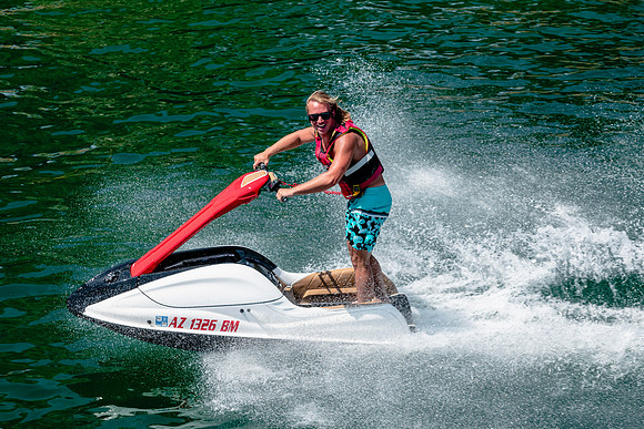 jet-ski-parker-2020-tom-leigh-316