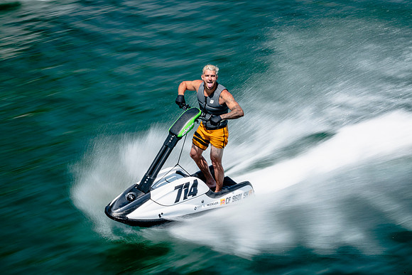 jet-ski-parker-2020-tom-leigh-77