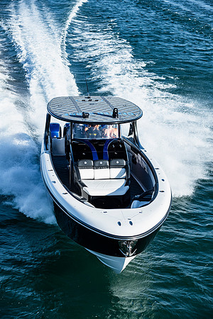 speedboat-mag-desert-storm-2022-tom-leigh-0183