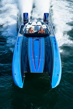 speedboat-mag-desert-storm-2022-tom-leigh-0211