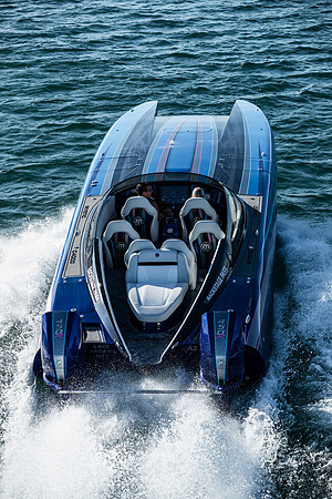speedboat-mag-desert-storm-2022-tom-leigh-0144