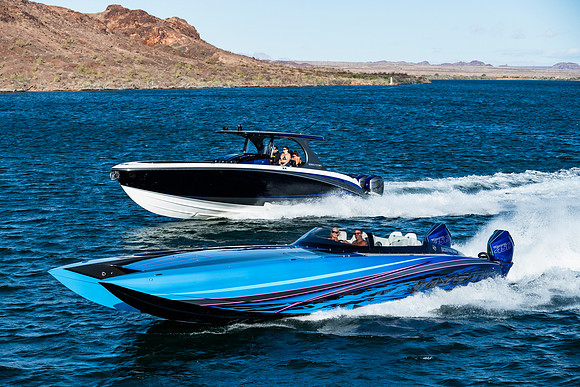 speedboat-mag-desert-storm-2022-tom-leigh-0226