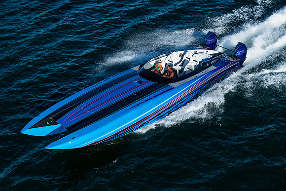 speedboat-mag-desert-storm-2022-tom-leigh-0095