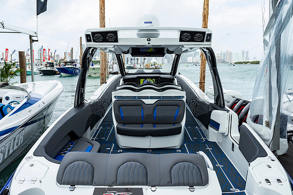 miami-boat-show-2020-tom-leigh-1