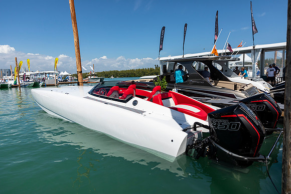 miami-boat-show-2020-tom-leigh-247