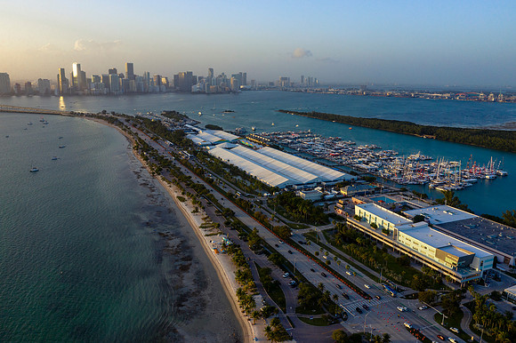 miami-boat-show-2020-tom-leigh-20