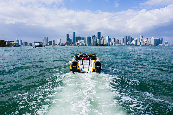 miami-boat-show-2020-tom-leigh-61