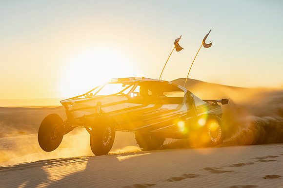 bling-sauce-glamis-2021-tom-leigh-1047