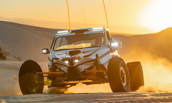 bling-sauce-glamis-2021-tom-leigh-1109